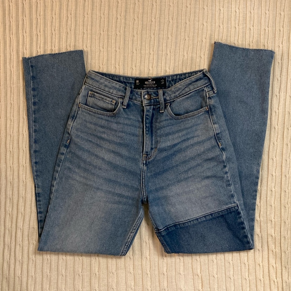 Hollister Color-block Ultra High-Rise Mom Jeans ~ 24 ~ Blue